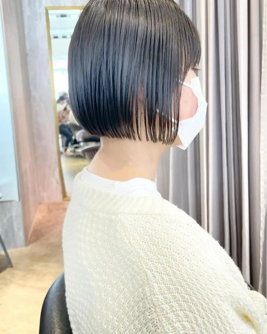 ショート カラー カット 小坂 郁美のヘアスタイル