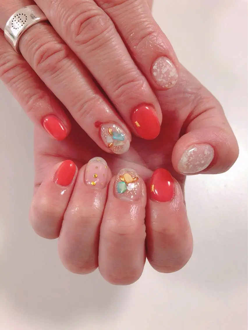 ネイル アートネイル 長さ出し フットネイル グリーン ニュアンスネイル Lily Roseスタッフ一同のマツエク・マツパデザイン