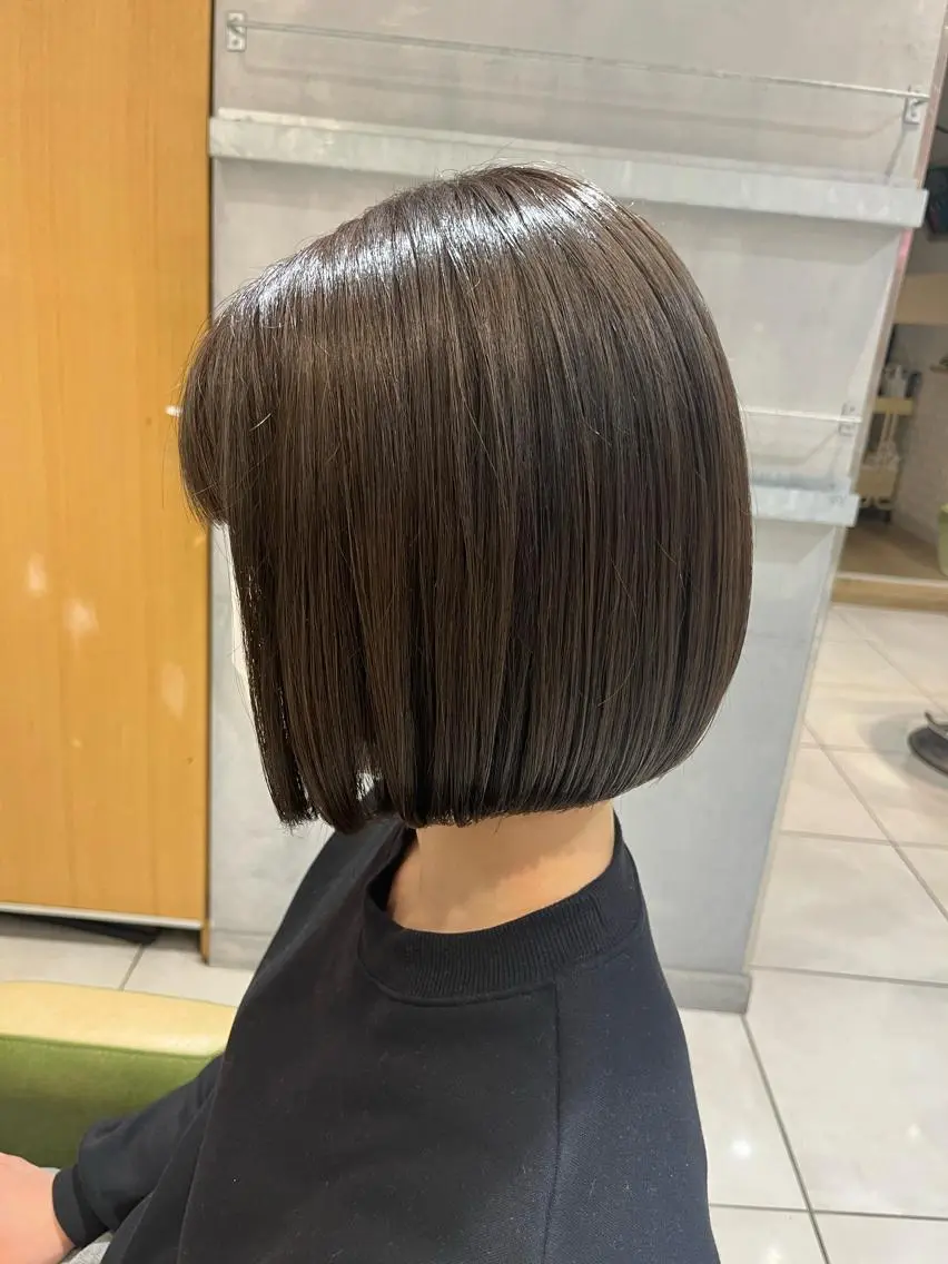 ミディアム ボブ TSUKADA MIYUKIのヘアスタイル
