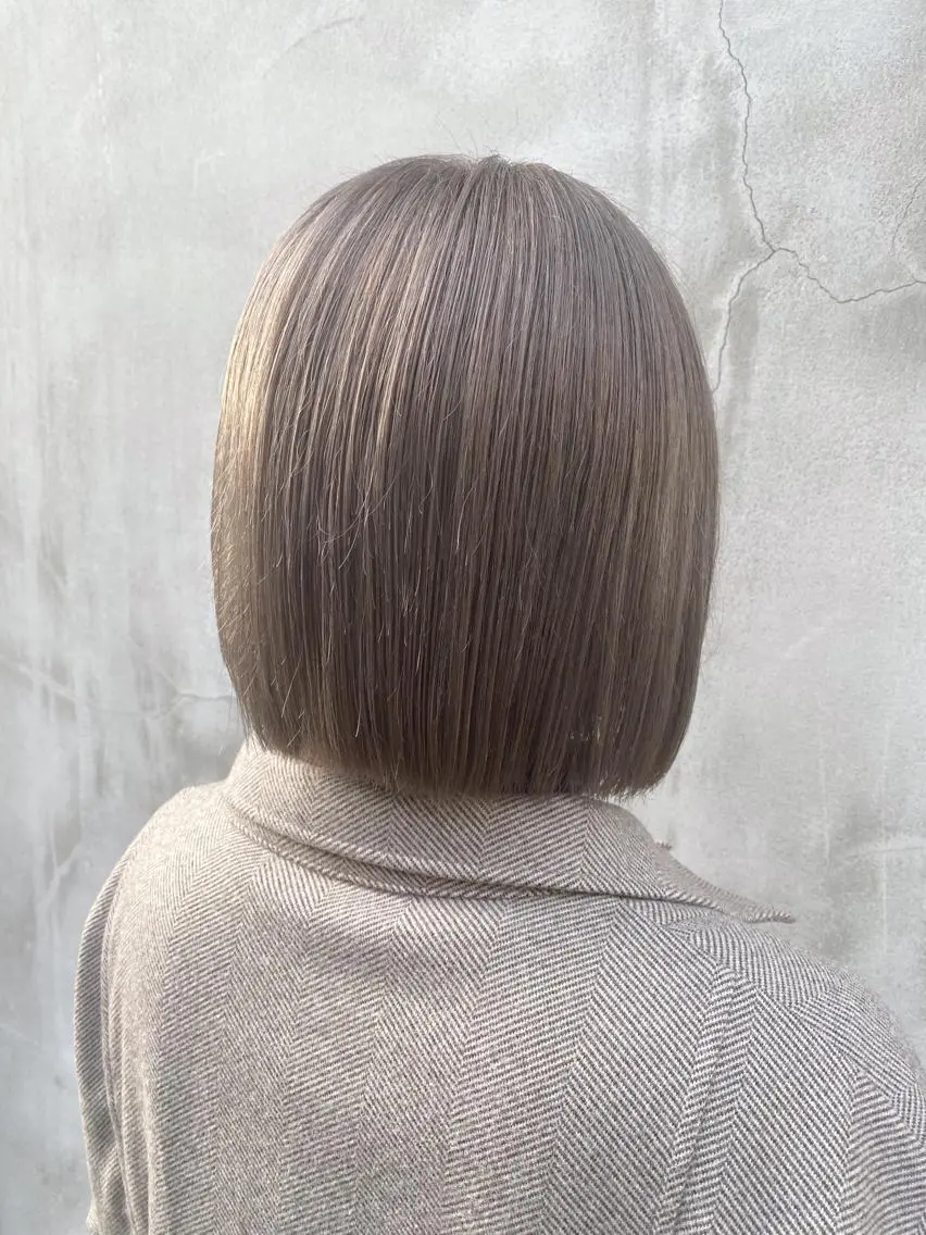 ミディアム ボブ カット ヘアカラー トリートメント saki🌼ボブ× 透明感カラー🌼のヘアスタイル