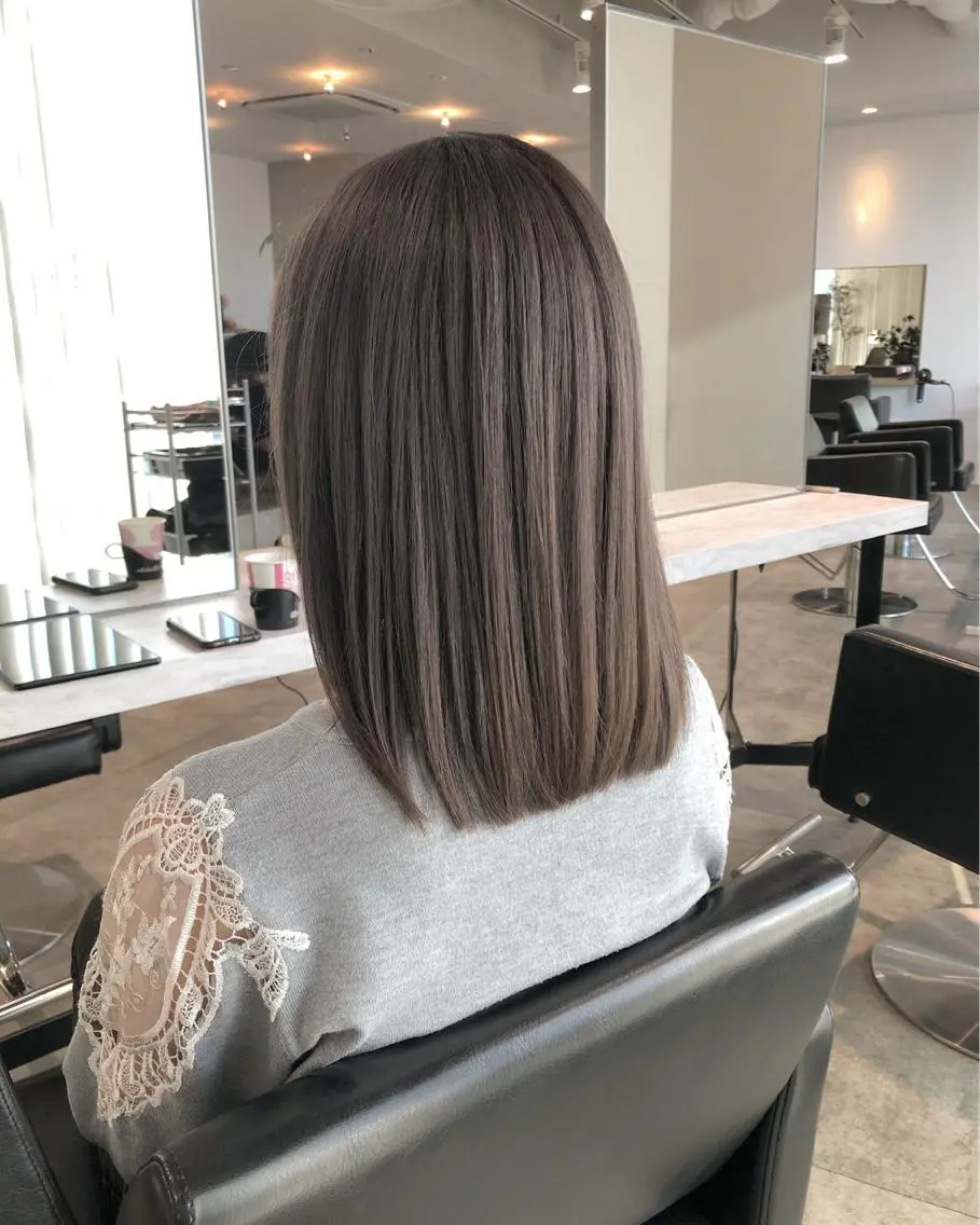 ミディアム カラー 艶カラー×似合わせ カットshihomiのヘアスタイル