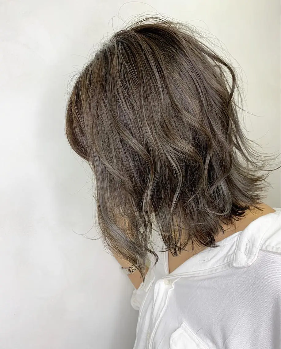 セミロング カラー ハイライトカラー ハイライト カット ヘアカラー トリートメント 綺麗な髪質にしたい方 限定🌈清水 祥のヘアスタイル