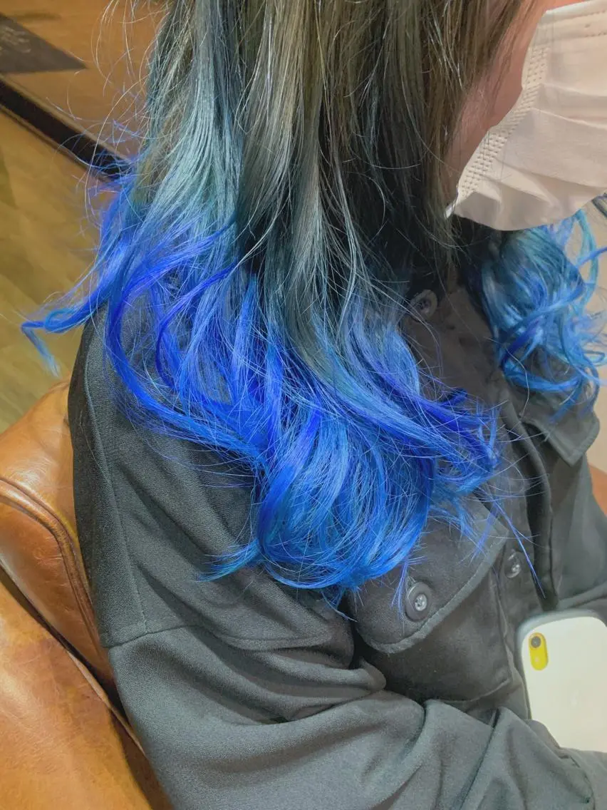 セミロング カット ヘアカラー リンネ 甲東園のヘアスタイル