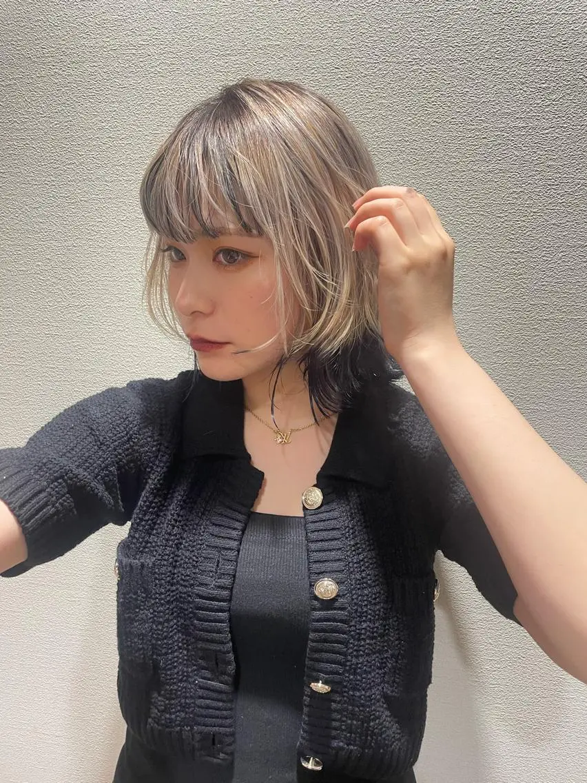 カラー ベージュ/透明感/ 桃子🎀のヘアスタイル