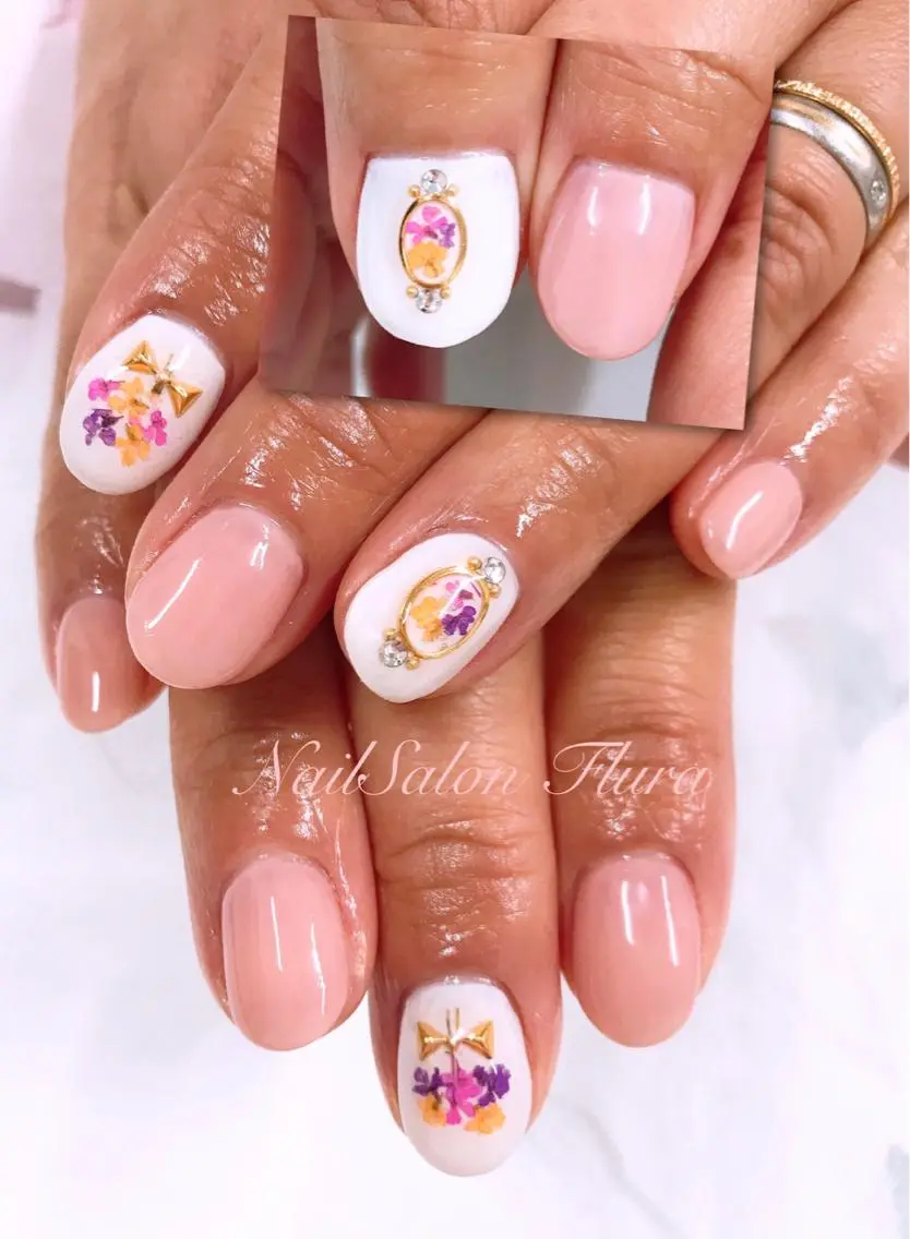 ネイル NailSalon Fluraのネイルデザイン