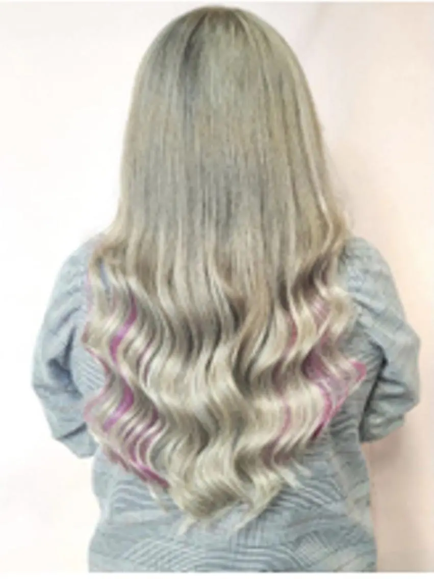ロング 大阪レミーエクステ チビ編み込みのヘアスタイル