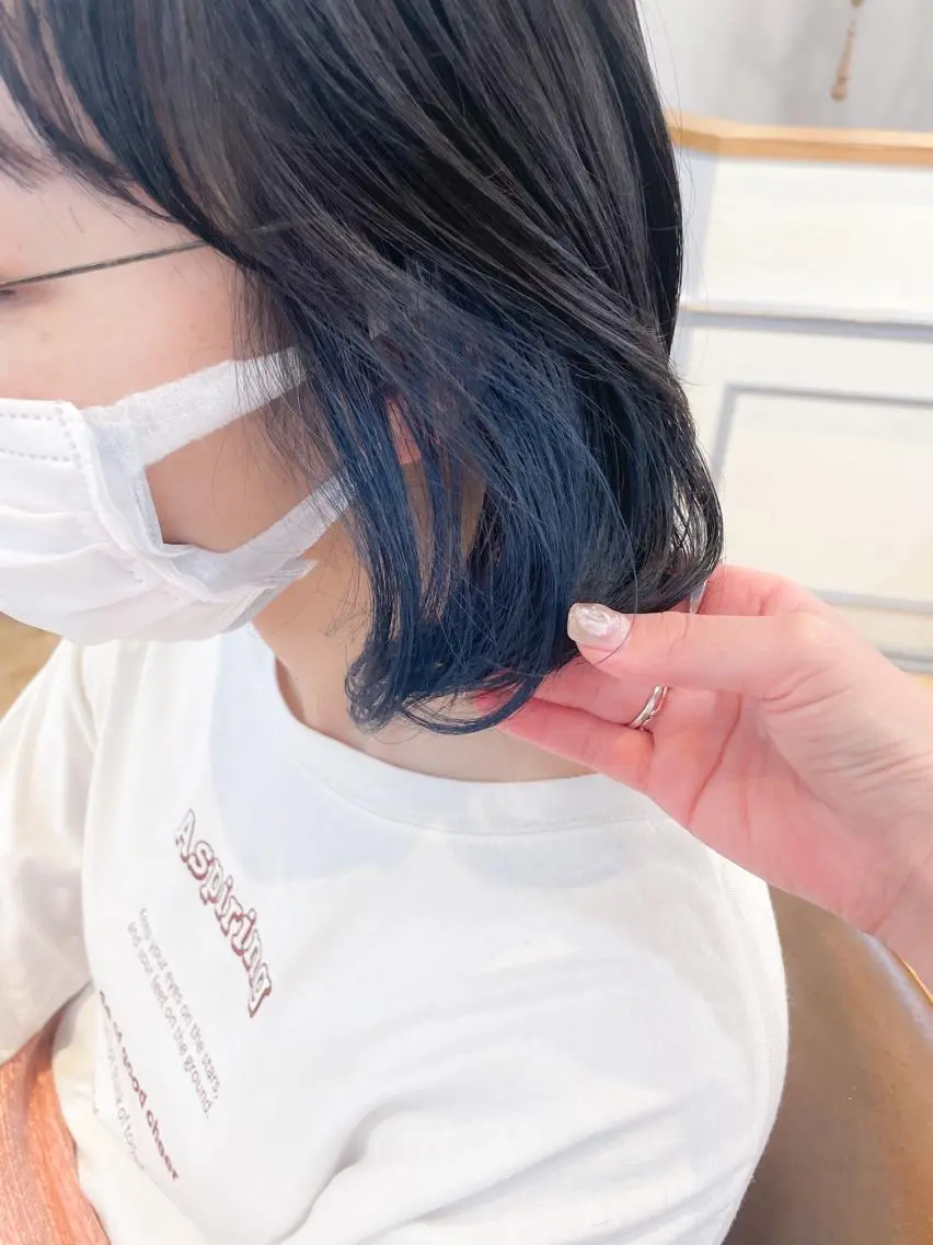 ミディアム カラー ブルーカラー インナーカラー ボブ ヘアカラー ✨カラー支持No.1 🧸ワキ カナコ🧸のヘアスタイル