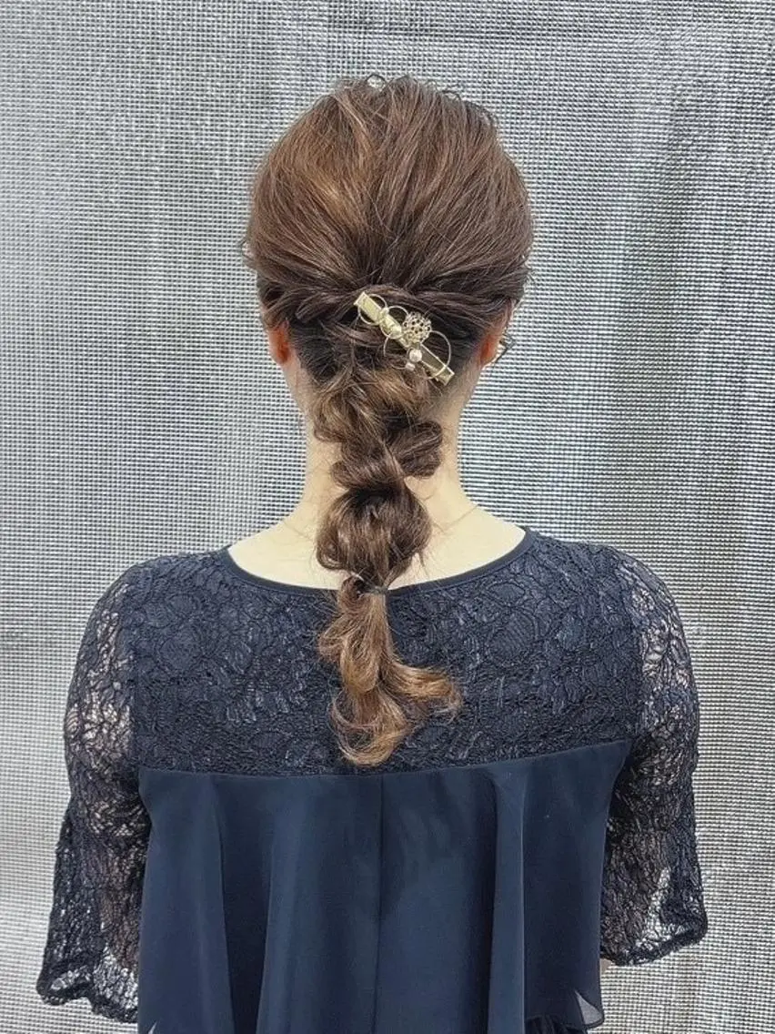 ロング カラー ヘアアレンジ シールエクステ バレイヤージュ ブリーチ ケアブリーチ ダブルカラー LIP 大阪本店 エクステ MISAのヘアスタイル