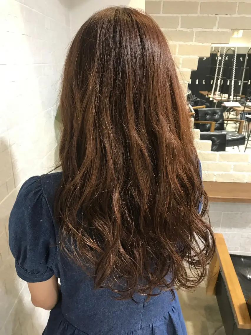 ロング カラー ヘアアレンジ ベージュカラー ピンクカラー ピンクベージュ ブリーチ特化 梅田本多翔のヘアスタイル