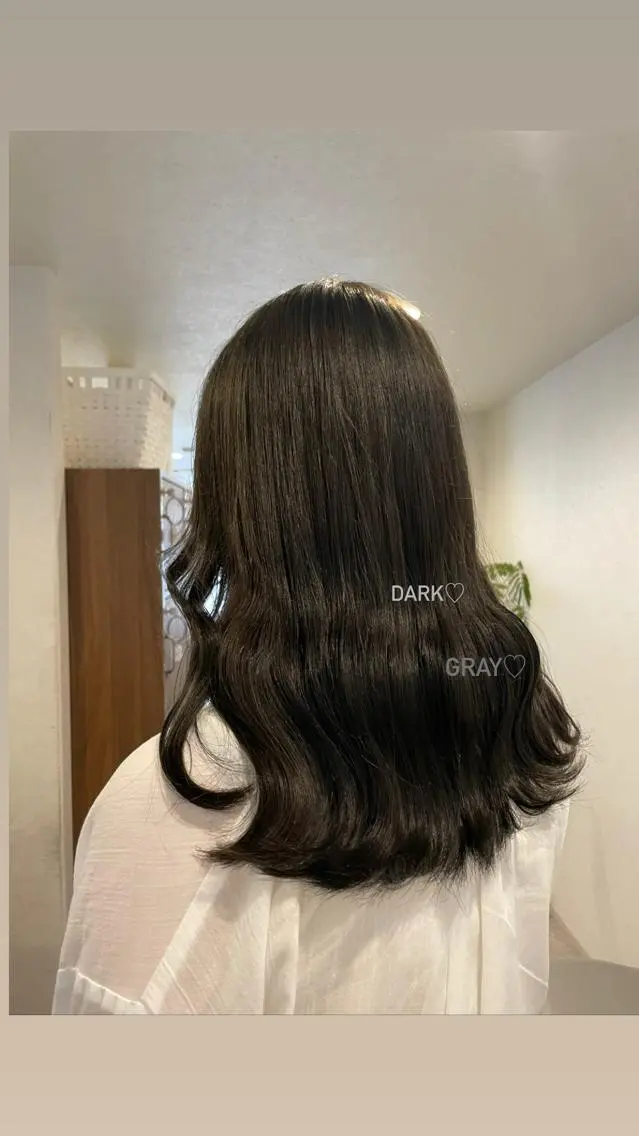 ロング カラー カット ヘアカラー トリートメント 北山 巴奈のヘアスタイル