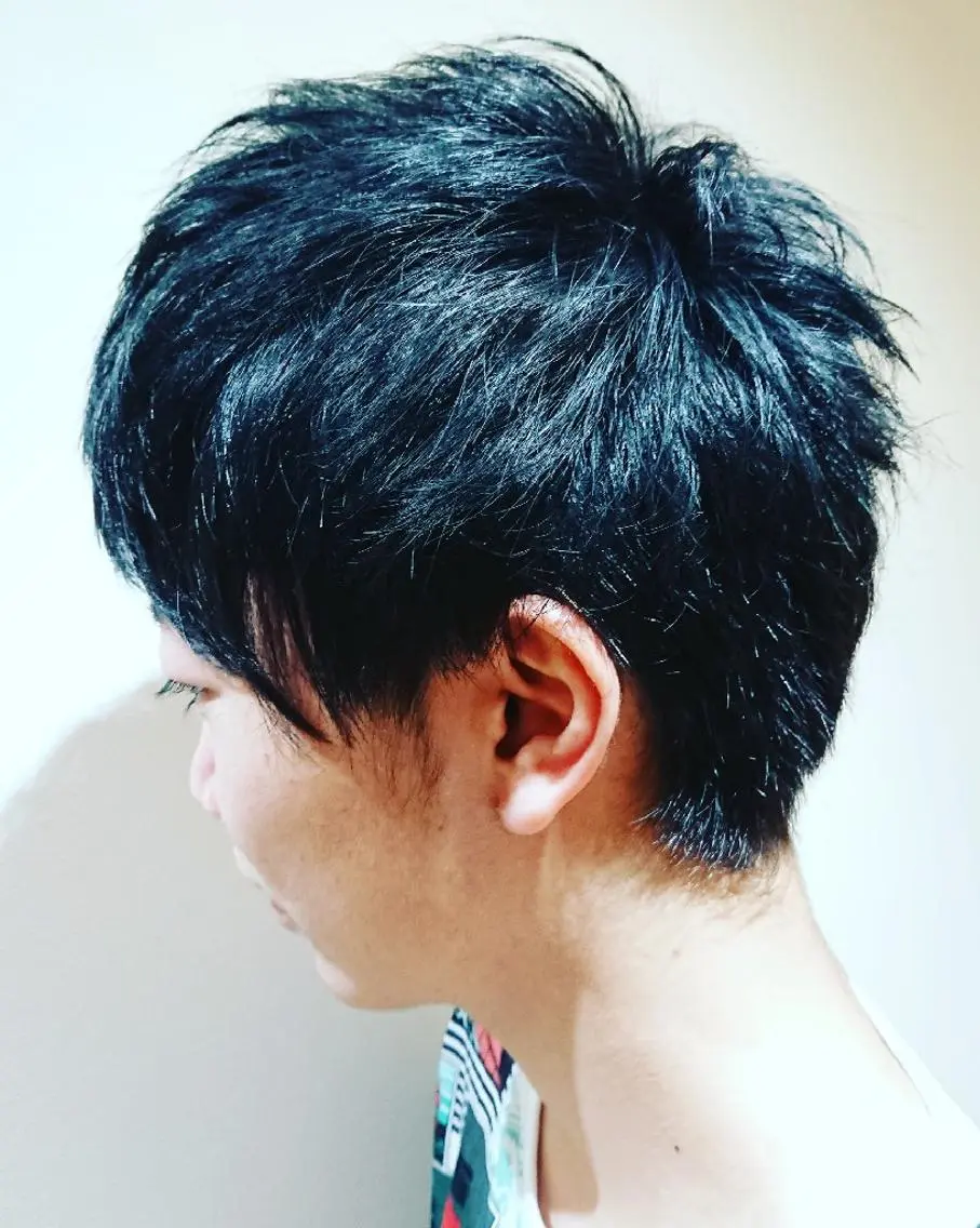 メンズ カラー メンズブリーチ ブリーチ ブルーカラー ブルージュ ダブルカラー ヘアカラー ブリーチ/ヘアケア/ 艶髪/イギチハルのヘアスタイル