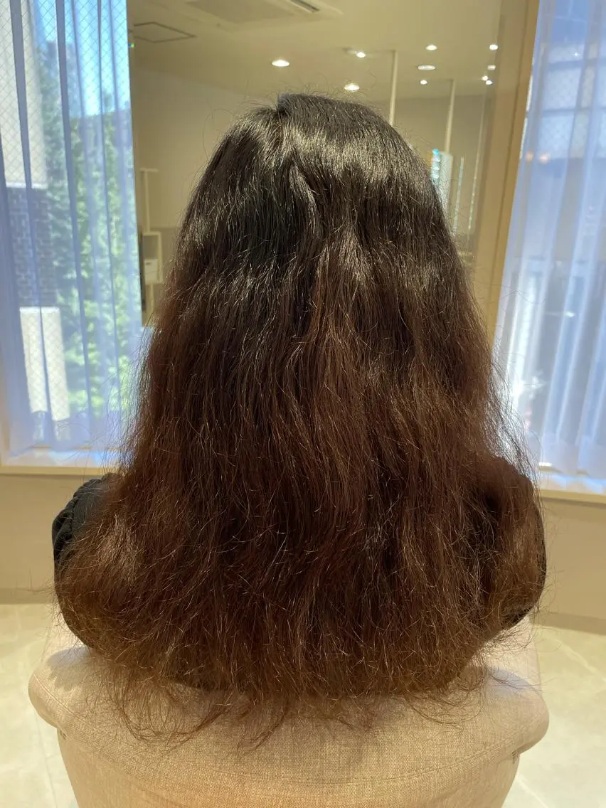 セミロング 髪質改善お任せ ください♪ひとみのヘアスタイル