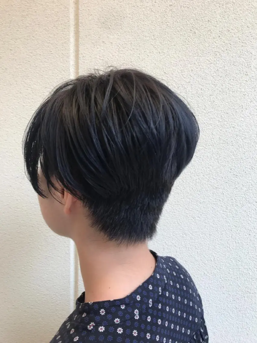 ショート カラー ハンサムショート ショートヘア ヘアカラー 柴田 祐輔のヘアスタイル
