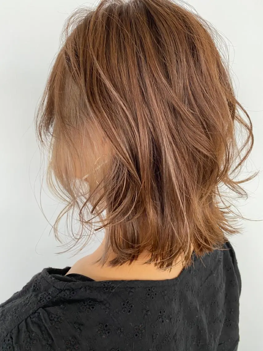 ミディアム カラー KOOKI スティードトーキョーのヘアスタイル