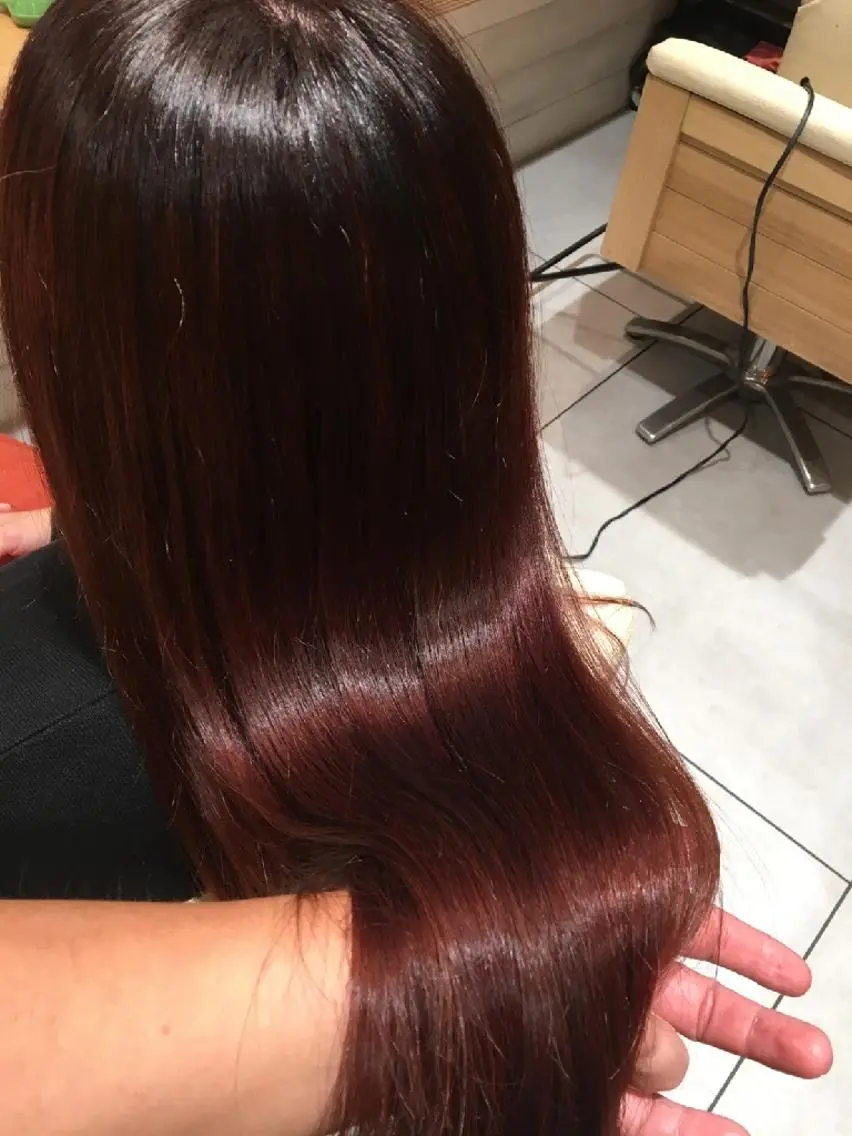 ロング ロング マエダ タクヤのヘアスタイル