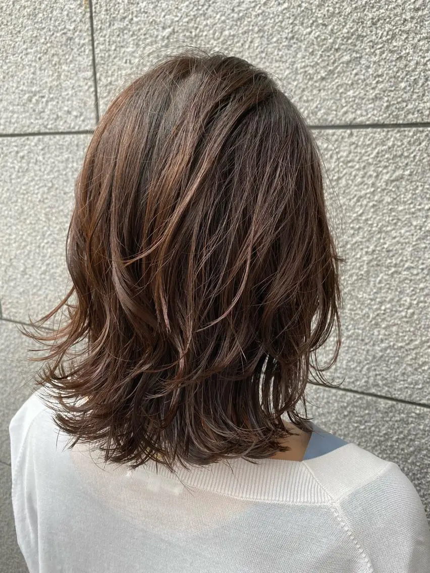 ミディアム レイヤーカット ウルフカット 藤野 陵平のヘアスタイル