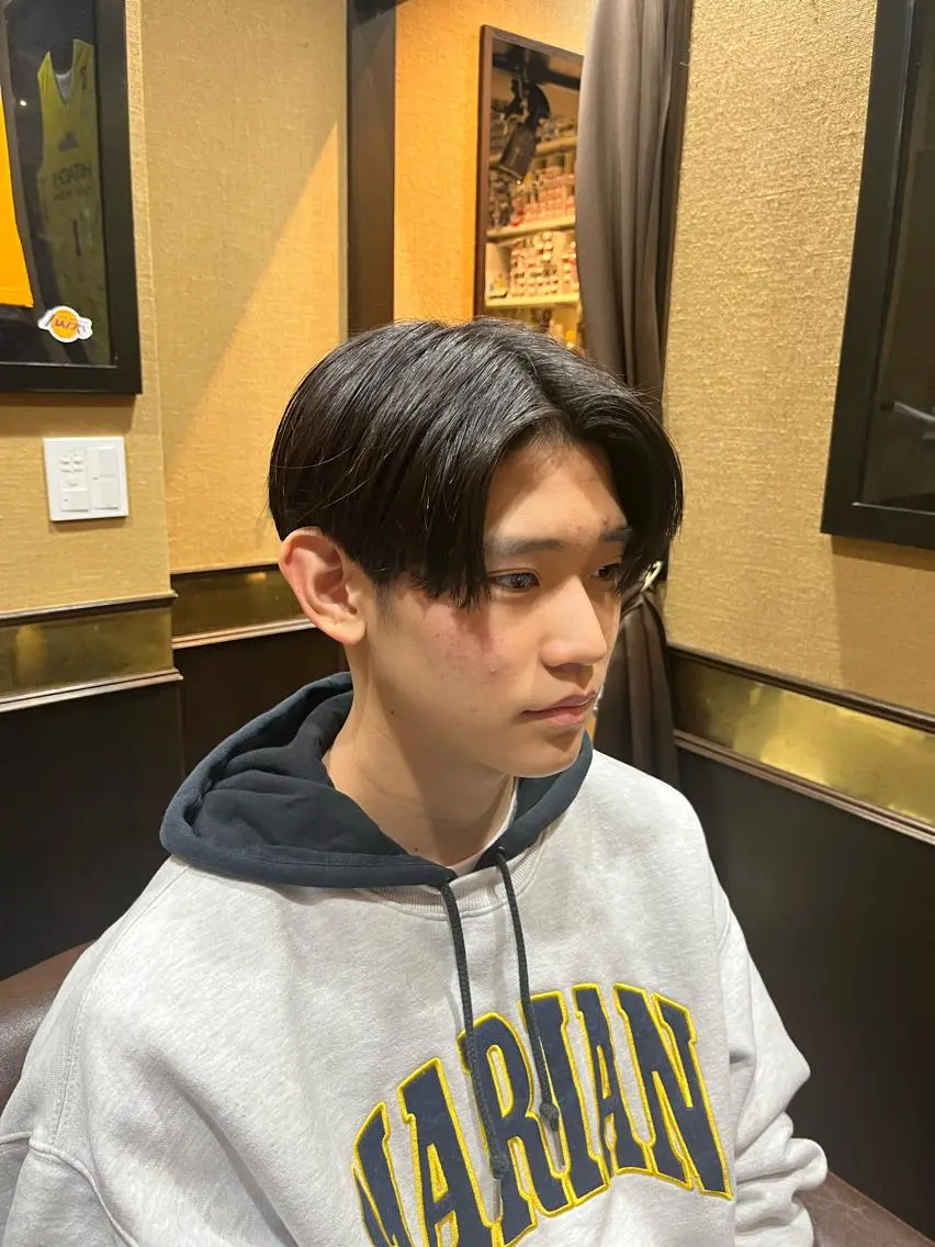 ショート メンズ センターパート 工藤 千織のヘアスタイル