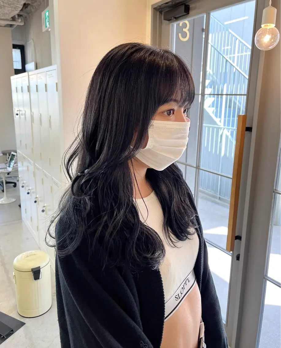 ロング 顔まわりレイヤー 顔周りカット 韓国風ヘア レイヤーカット 神原 茉依🩰🪩のヘアスタイル