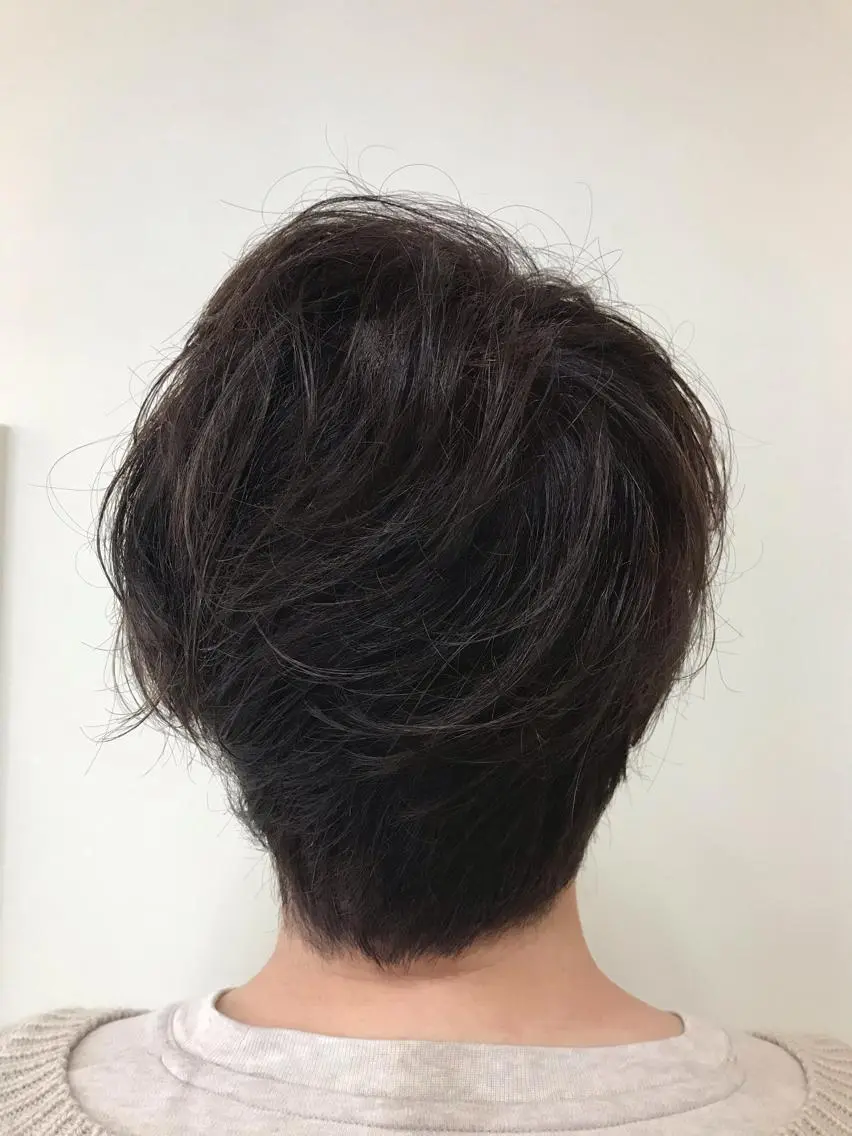 ショート カラー 横田 尚登のヘアスタイル