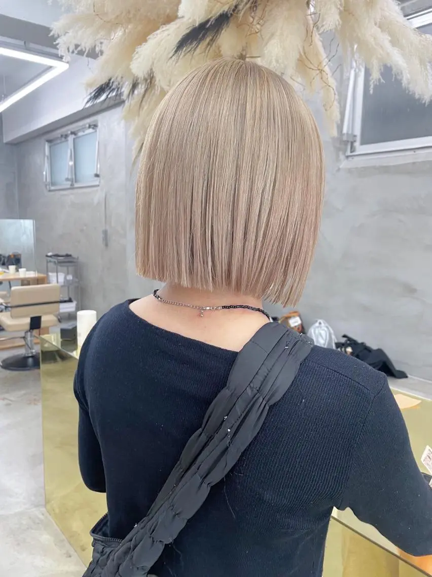ミディアム カラー カット ヘアカラー トリートメント レイヤーカット 🪩yurikaのヘアスタイル