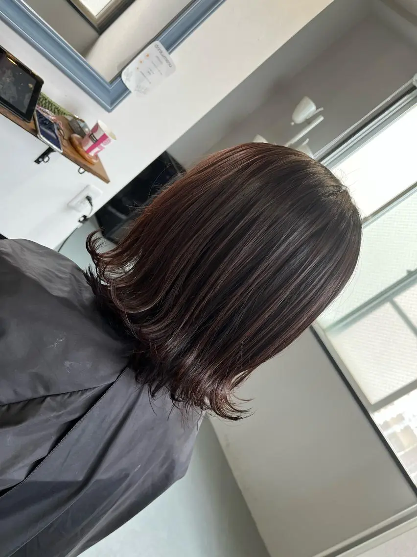 ミディアム ハイライト ヘアカラー トリートメント Sherry大国町 HIKARUのヘアスタイル