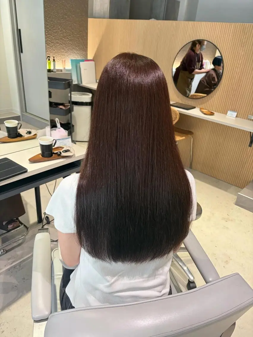 ロング カラー ブラウンカラー 透明感カラー 髪質改善 トリートメント しげ ゆりか/透明感 カラー/顔周りカットのヘアスタイル