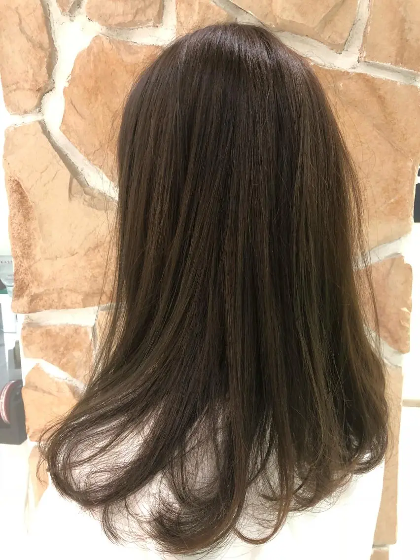 ロング カラー ブルーカラー ブルージュ 前田 朋樹のヘアスタイル