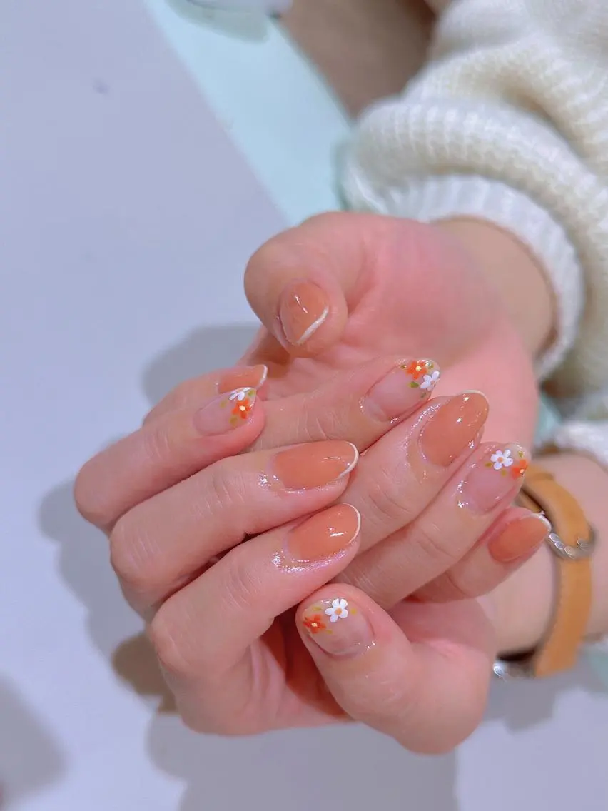 ネイル ハンドネイル ハンドケア NANA NAILのネイルデザイン