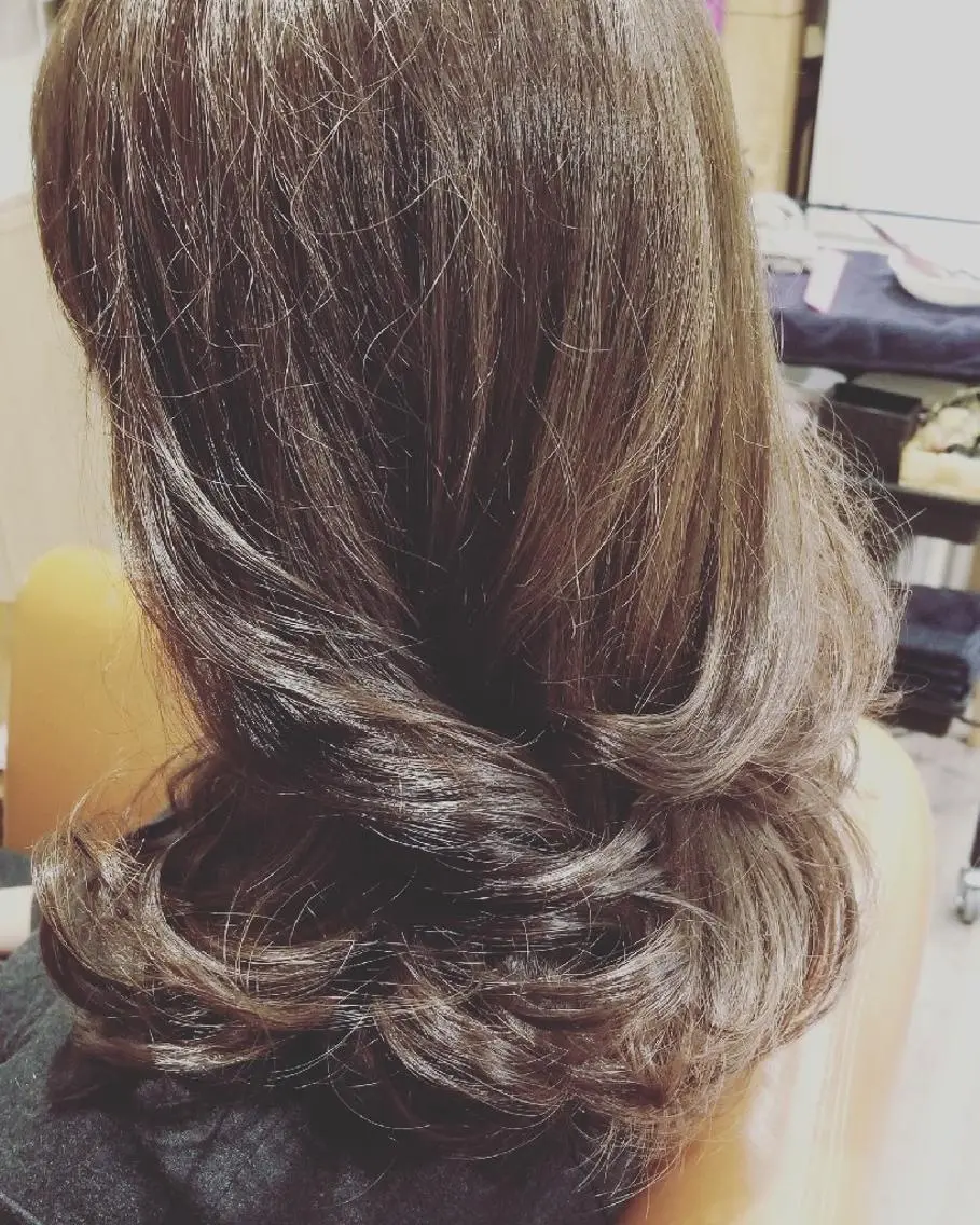ロング カラー アディクシーカラー バレイヤージュ ブリーチ イルミナカラー 外国人風カラー spa hair  ark 富井直美のヘアスタイル