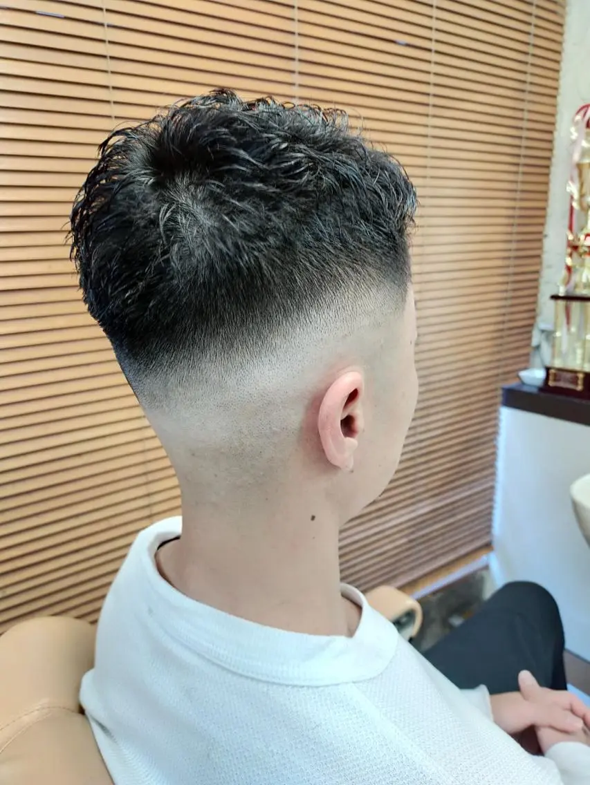 ショート パーマ 男を磨く Barber オオキのヘアスタイル