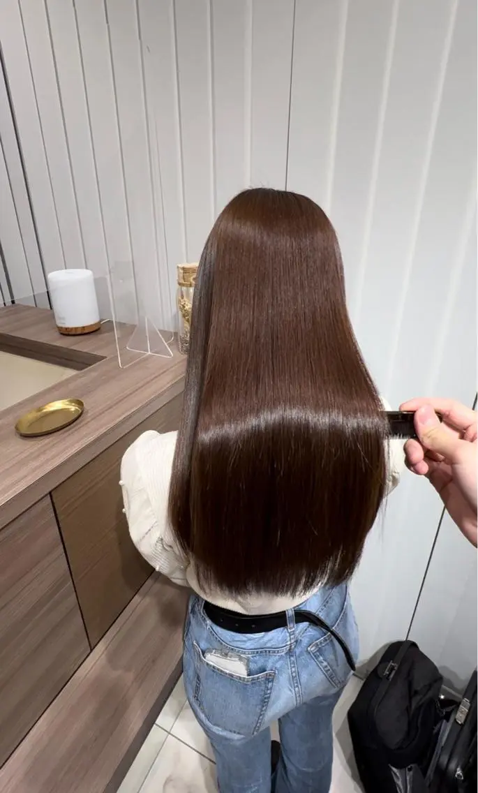 ロング 縮毛矯正 レイヤー×韓国 🇰🇷鈴木啓太のヘアスタイル