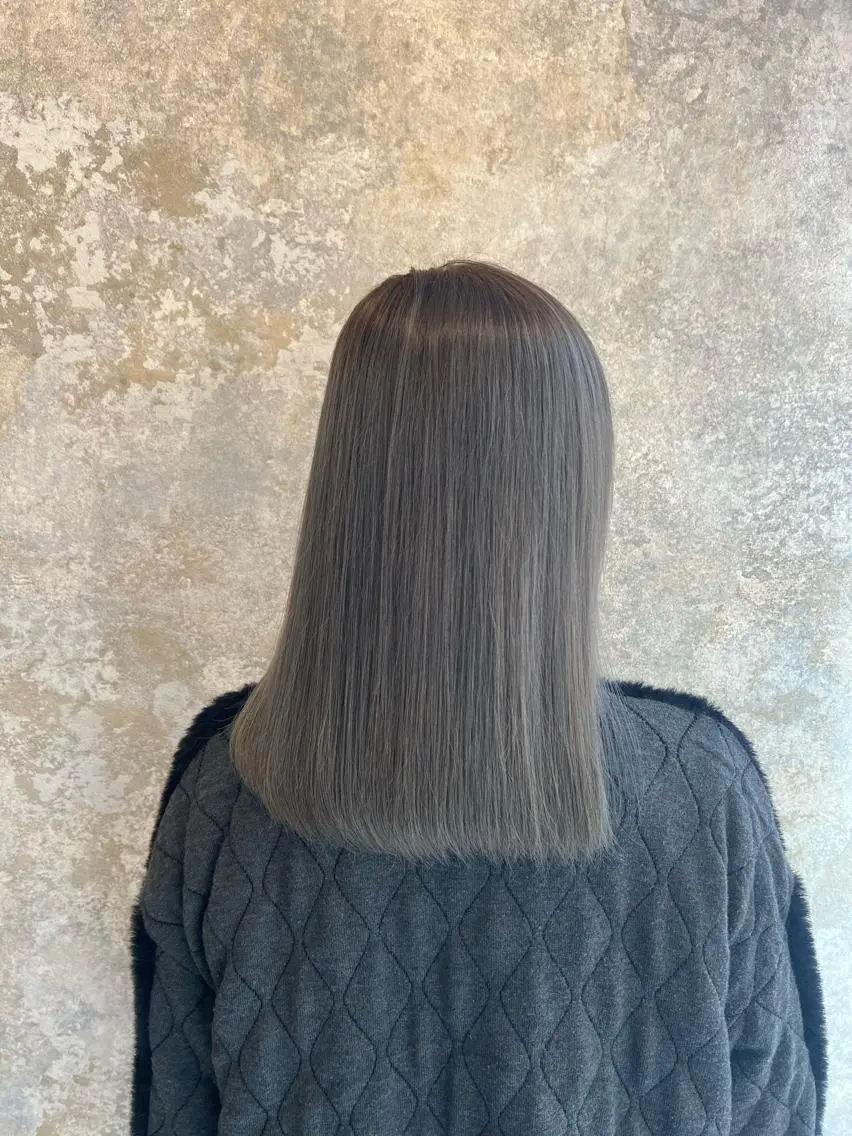 ミディアム ヘアカラー マテリアル 中央駅店のヘアスタイル