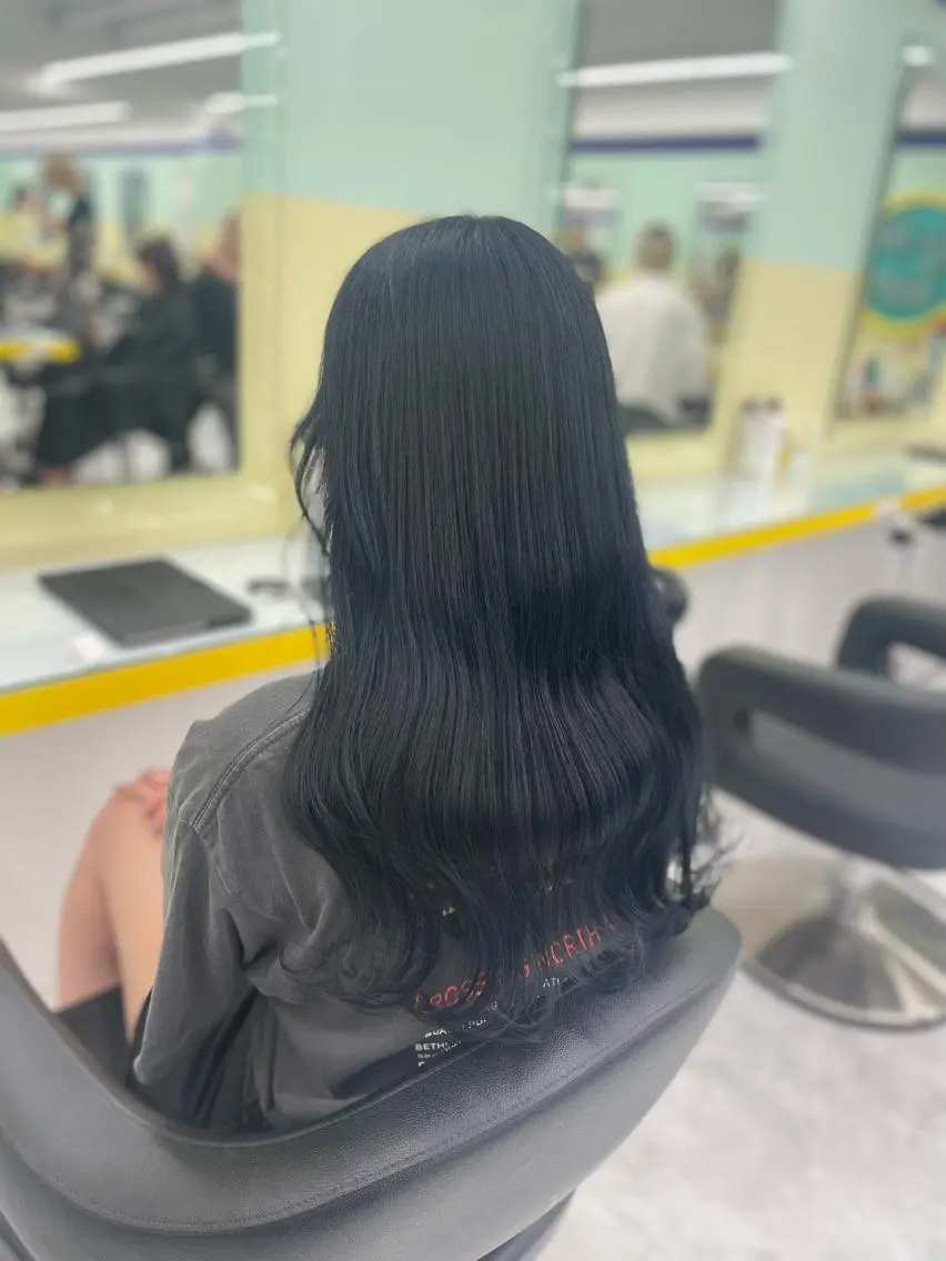 ロング カラー ヘアアレンジ ヘアカラー トリートメント ヘッドスパ ヘアセット 【透明感×レイヤー】 🍃RIKU🍃のヘアスタイル