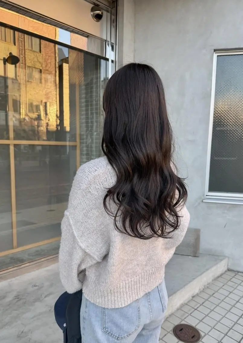 セミロング カラー ブラウンカラー ダークブラウン レイヤーカット カット トリートメント 韓国/ボブ/まつパ 🩰aikaのヘアスタイル