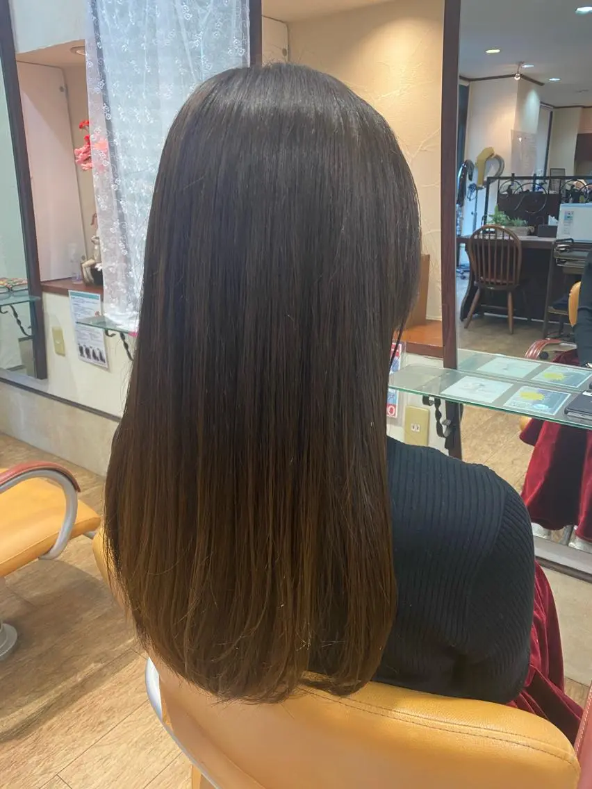 ロング カラー ブラウンカラー モカブラウン サプリームヘア 飯田みち瑠のヘアスタイル