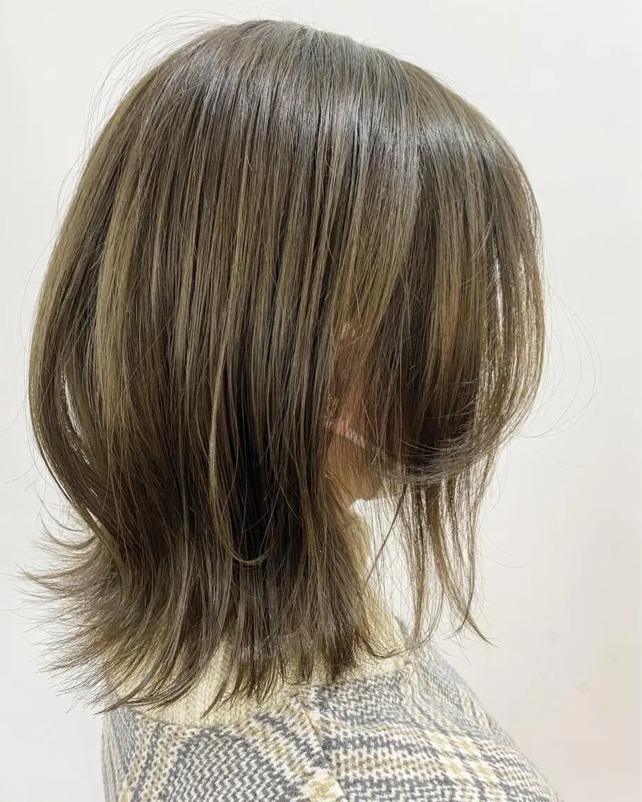 ミディアム カラー グレージュ カット ヘアカラー WATANABE MISAKIのヘアスタイル