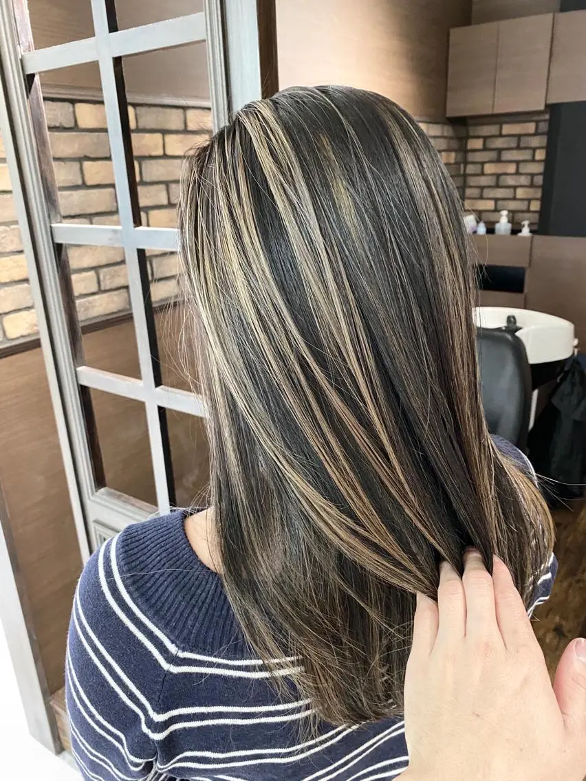 ミディアム 白井 秀太郎のヘアスタイル