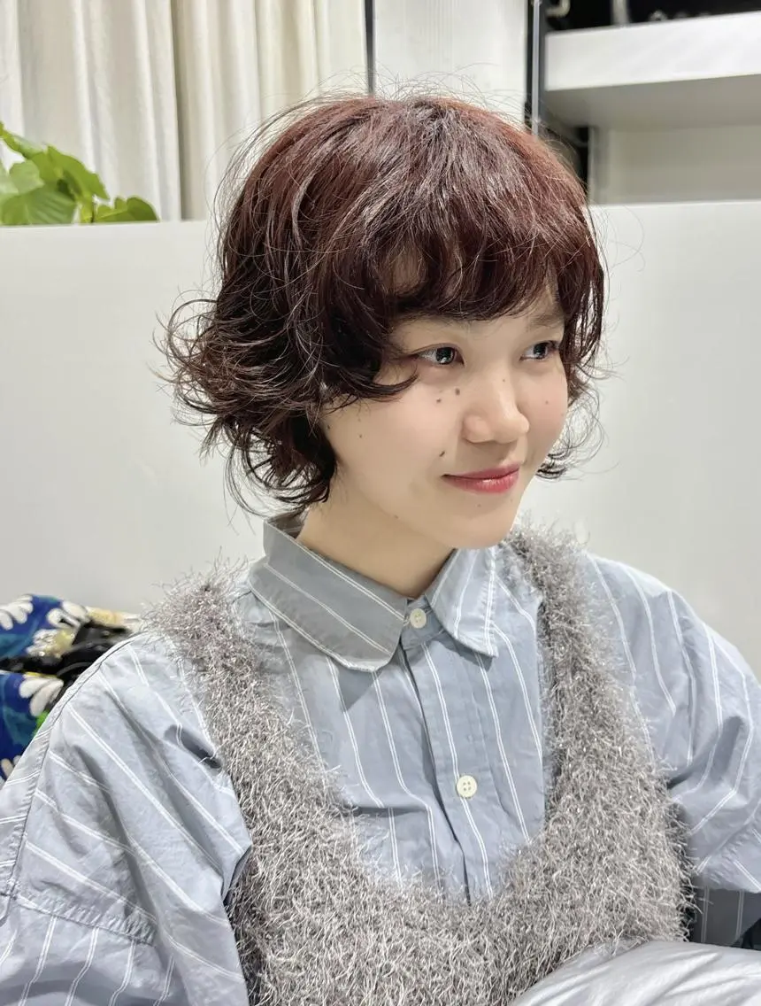 ショート パーマ ボブ ショートヘア カット パーマ EDAME熊谷☘️ クラカミ　レンのヘアスタイル