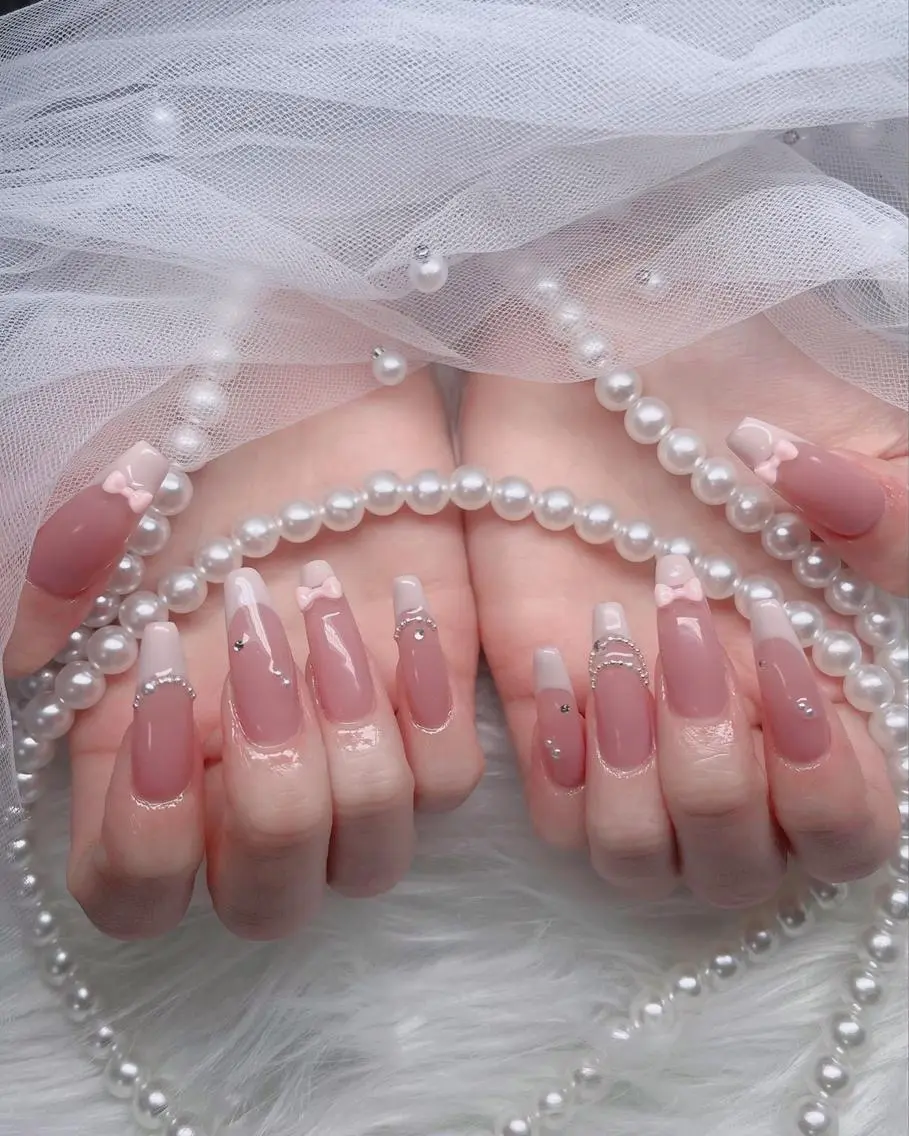 ネイル フレンチネイル ジェルネイル ハロウィン 韓国ネイル マグネットネイル ハンドネイル H.baby Nail Salonのネイルデザイン