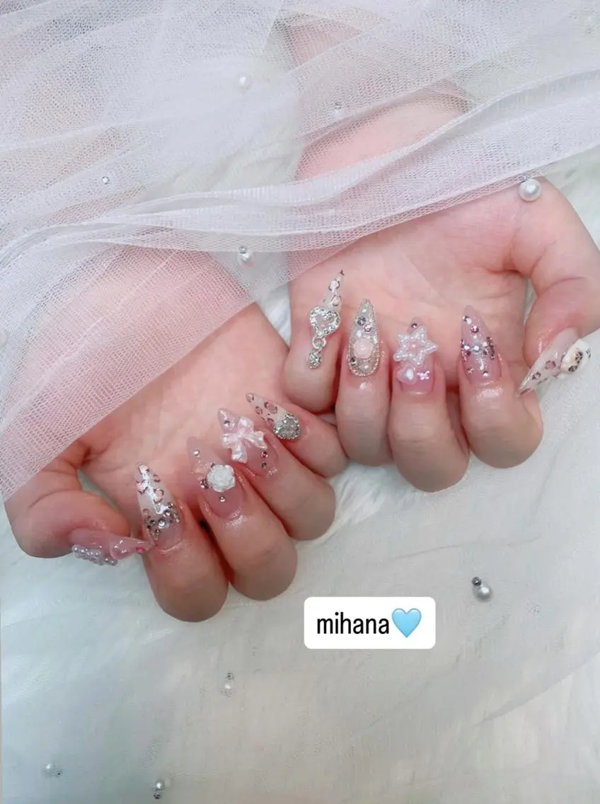 ネイル 長さ出し フレンチネイル グラデーション 卒業式 マグネットネイル MIHANA YUKIのネイルデザイン