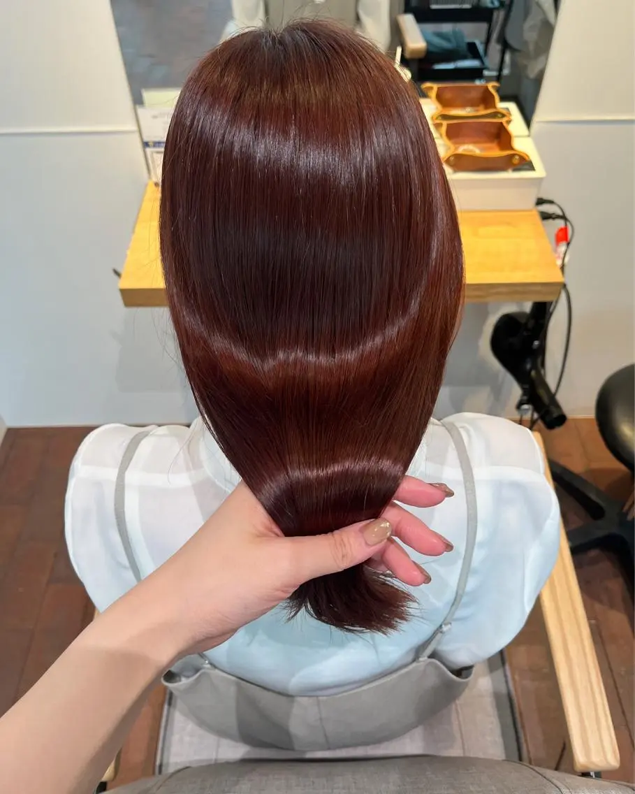 ミディアム カラー カット ヘアカラー トリートメント 片岡 由依のヘアスタイル