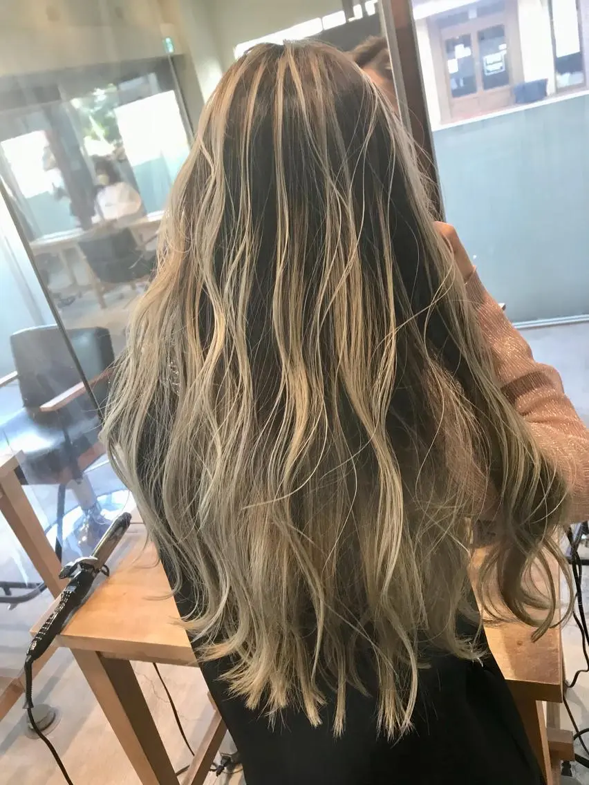 ロング かきあげバング レイヤーカット カット ヘアカラー トリートメント addict⭐️ 江川　颯也💎のヘアスタイル