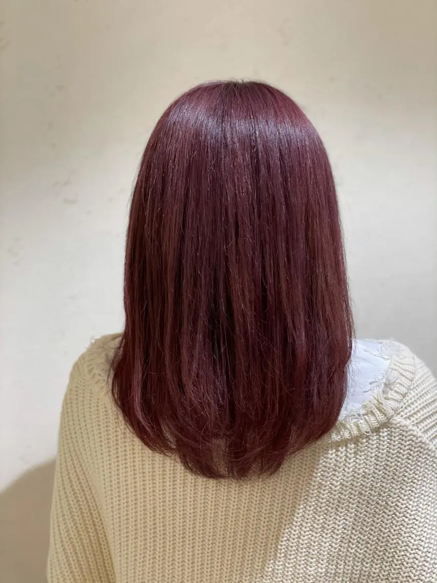 ミディアム カラー ブリーチ ピンクカラー バイオレットカラー CHIKA Rimのヘアスタイル