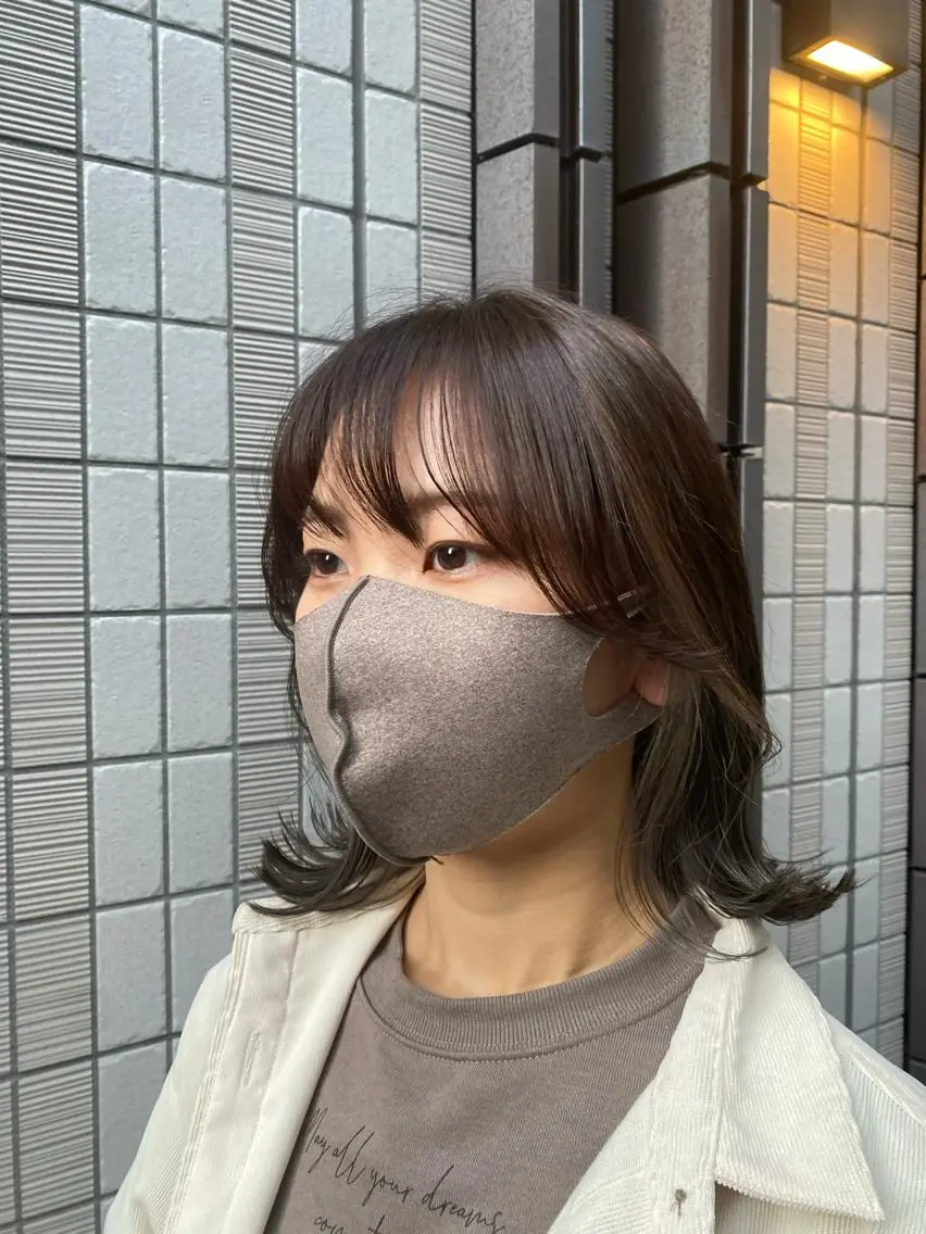 ミディアム カラー ヘアアレンジ 切りっぱなしボブ ベージュカラー ハイトーンカラー インナーカラー ピンクカラー 🌿レイヤー/ブリー チ/🌿JINのヘアスタイル