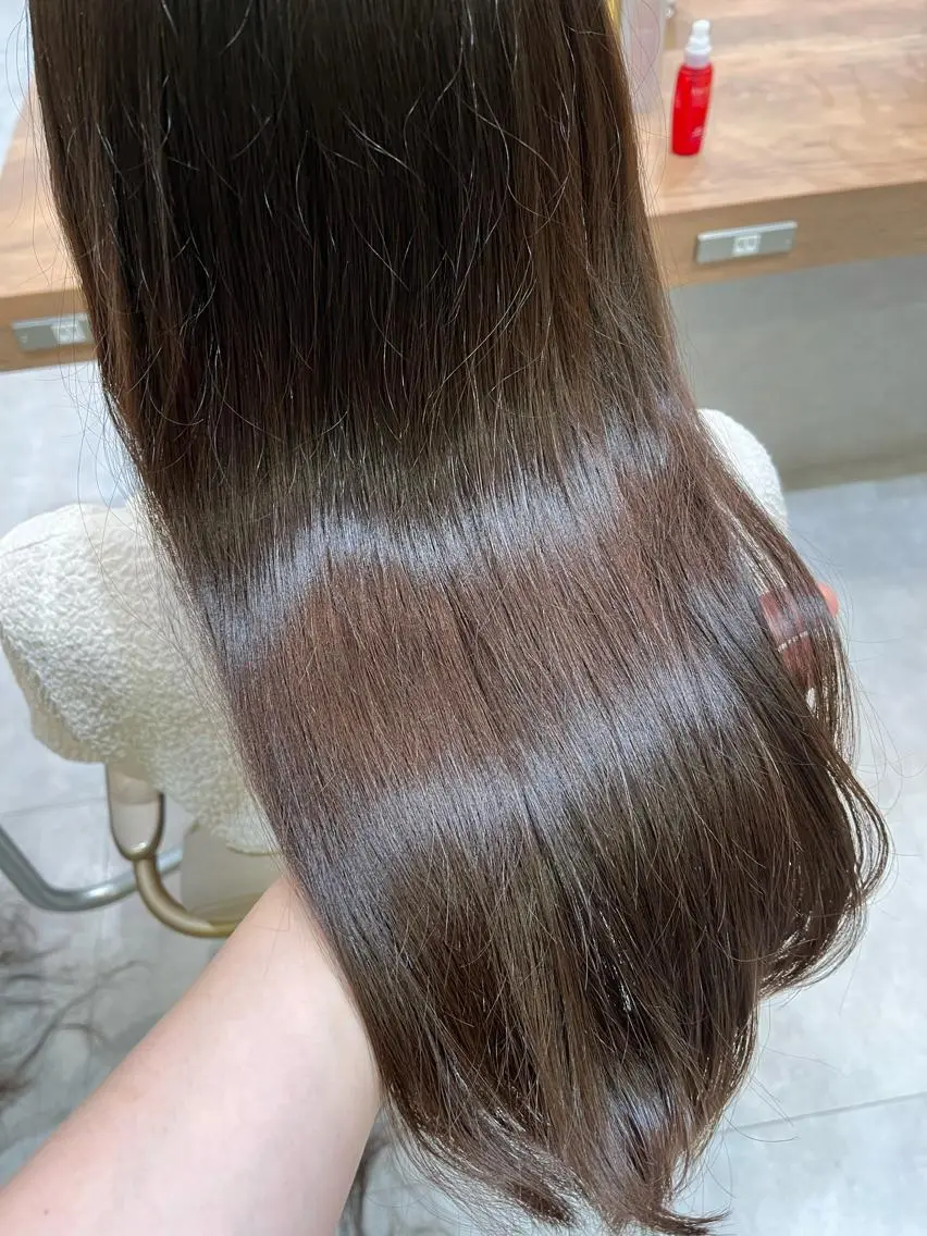 ロング カット ヘアカラー トリートメント ヘッドスパ 近 紗理奈のヘアスタイル