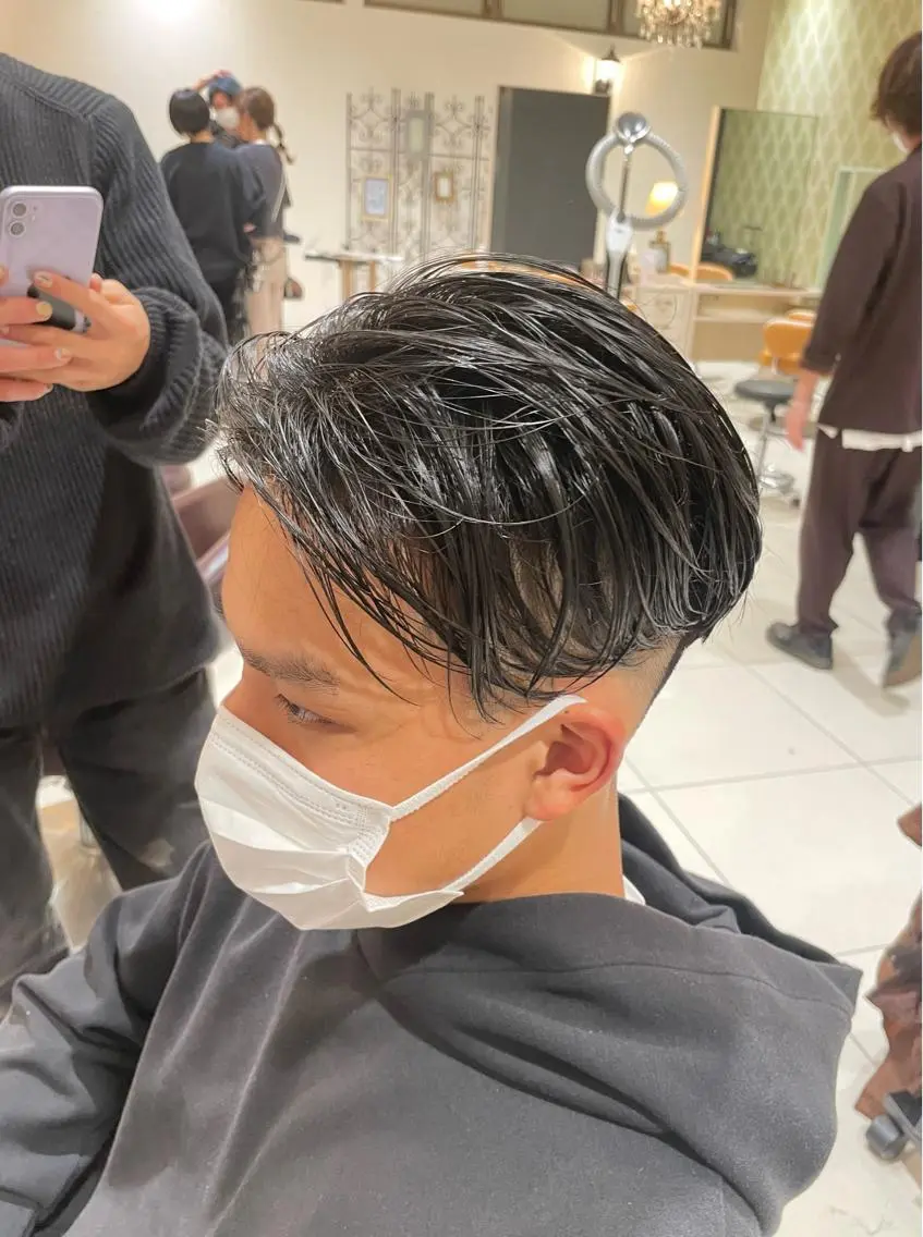 ショート メンズ フェードカット 刈り上げ ✂︎山﨑 涼太✂︎のヘアスタイル