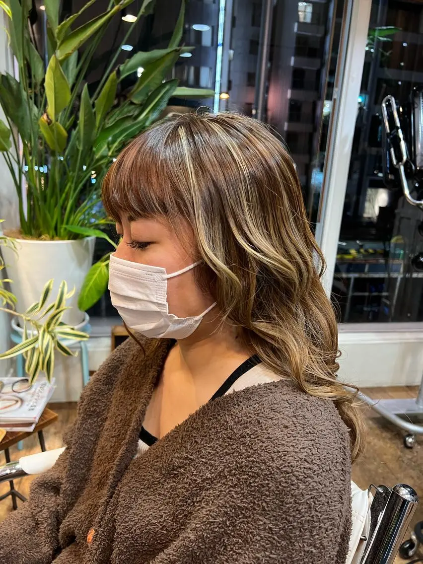 セミロング カラー ヘアアレンジ ブリーチ ハイライトカラー ハイライト Shouei  のヘアスタイル