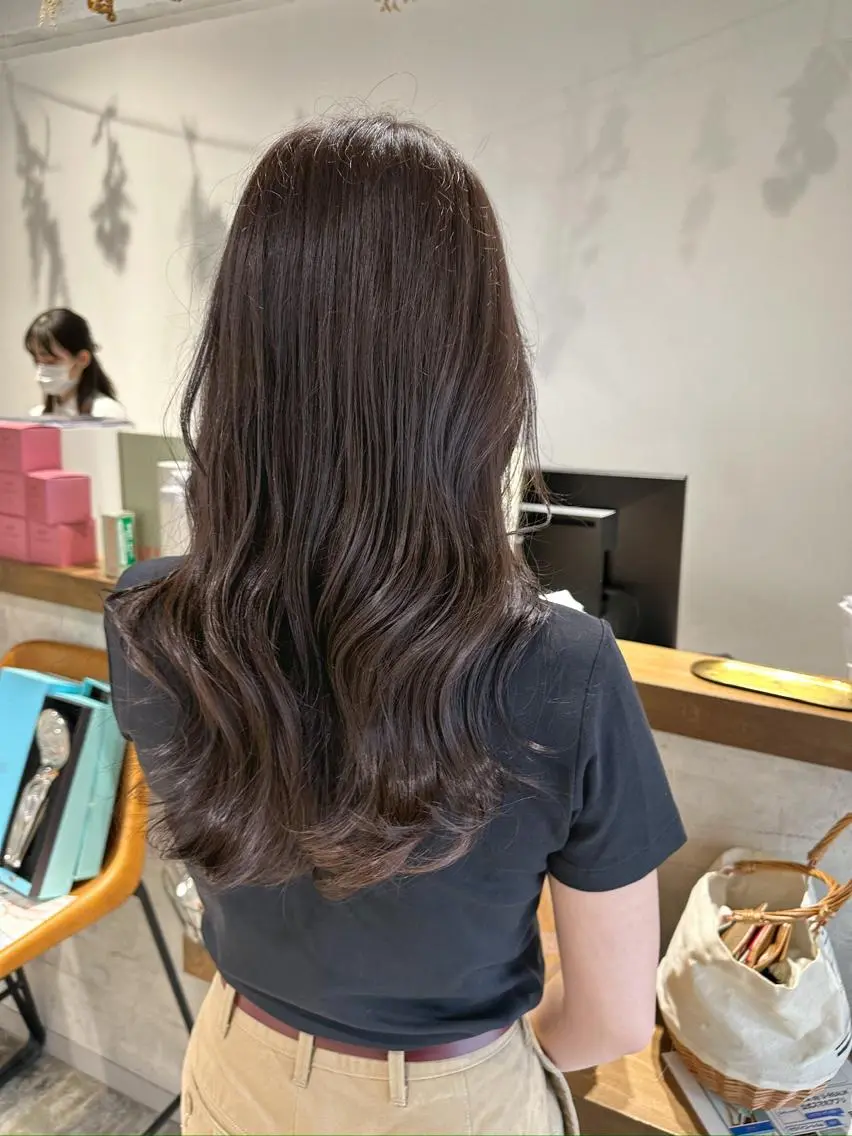 セミロング カラー ヘアアレンジ ブリーチ ラベンダーカラー ラベンダーグレー ブリーチなしカラー 落合　眺 (オチアイ　ノゾミ)のヘアスタイル