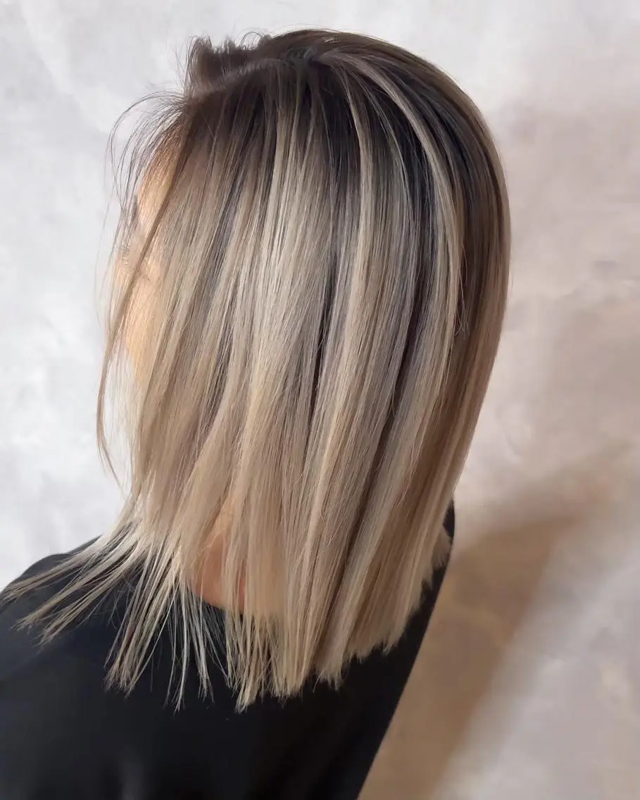 セミロング カラー ブリーチ ケアブリーチ ダブルカラー ハイトーンカラー インナーカラー カット ヘアカラー ❣️ハイトーン❣️ BLUE&Co.のヘアスタイル