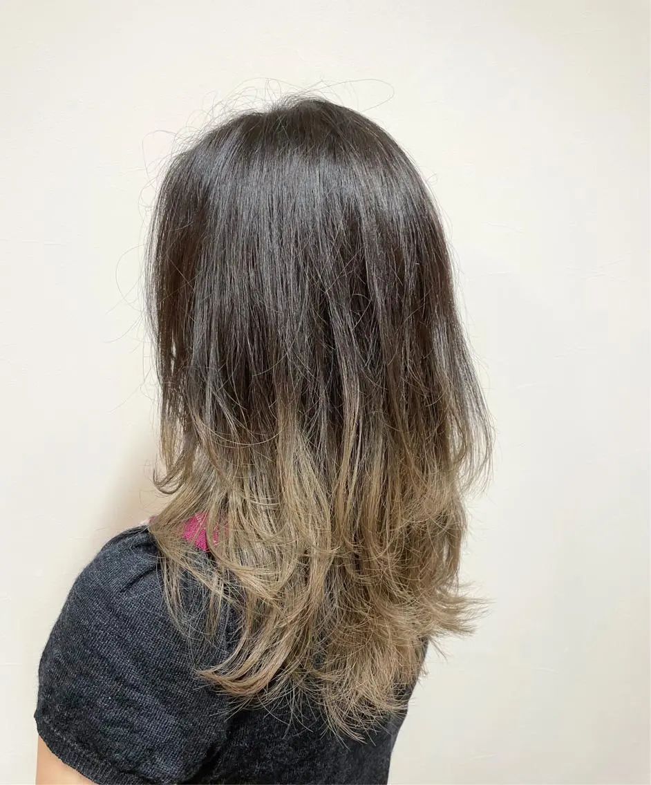 ロング カラー ヘアアレンジ グレージュ ロング ウルフカット カット ヘアカラー 🧶ブリーチカラー TERU🧶のヘアスタイル